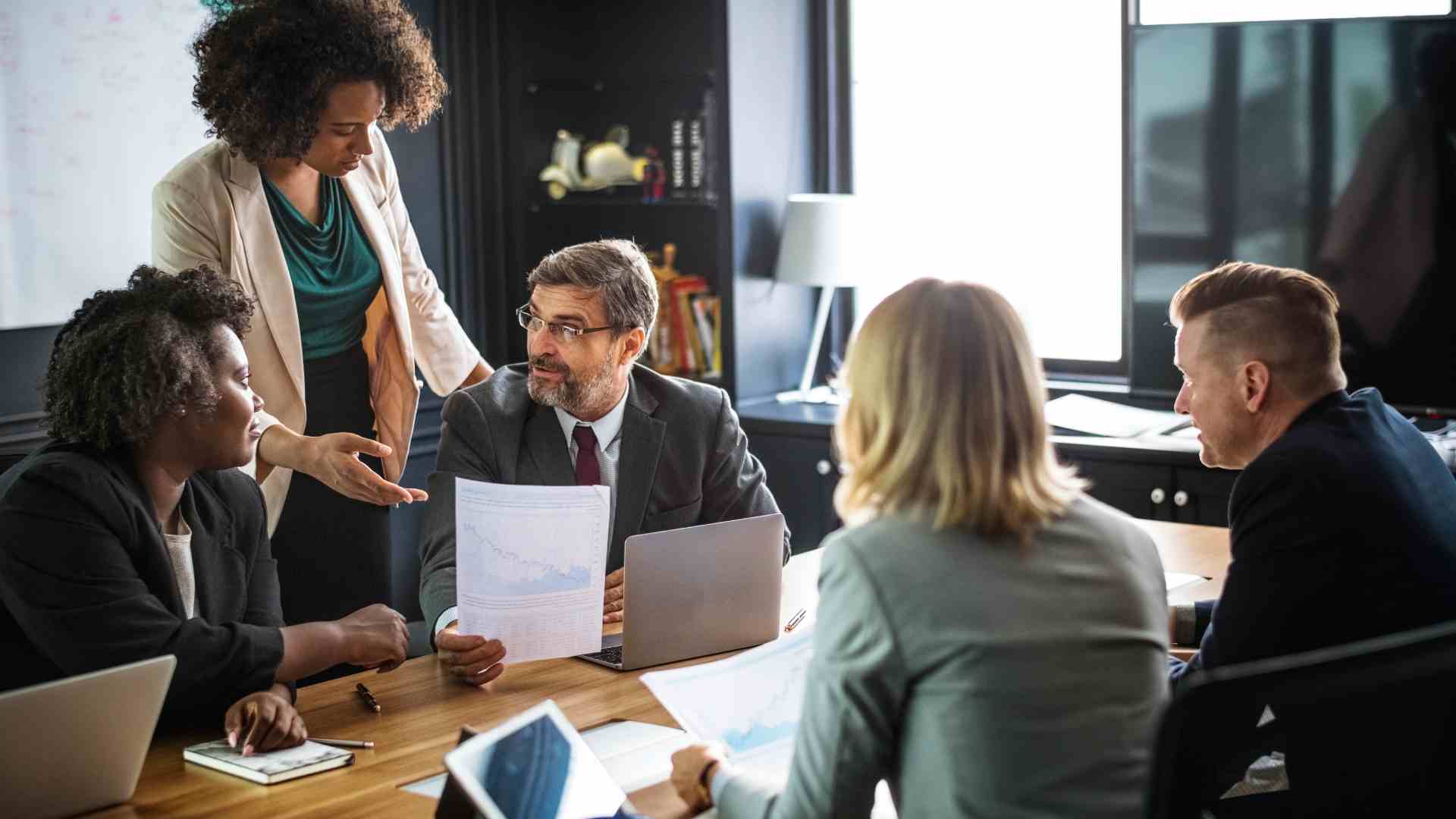 business-people-meeting